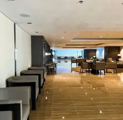 The Modern Flats At Air Residences With Wifi&city View Manila