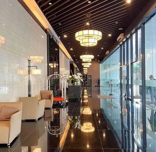Apartment The Modern Flats At Air Residences With Wifi&city View